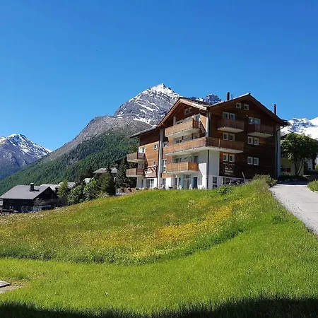 Alpenperle فندق Saas Fee
